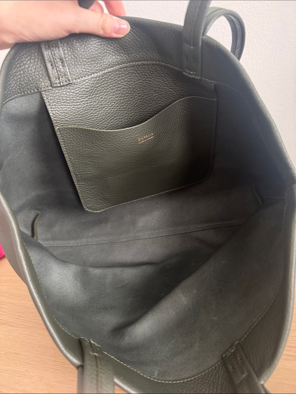 Cuyana Small Easy Tote - Picture 5 of 8